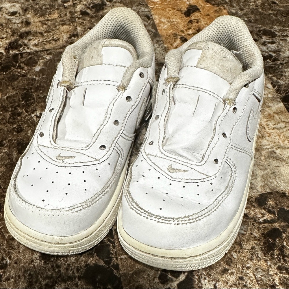 Toddler size 8 Air Force 1